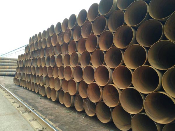 大口徑螺旋鋼（gāng）管